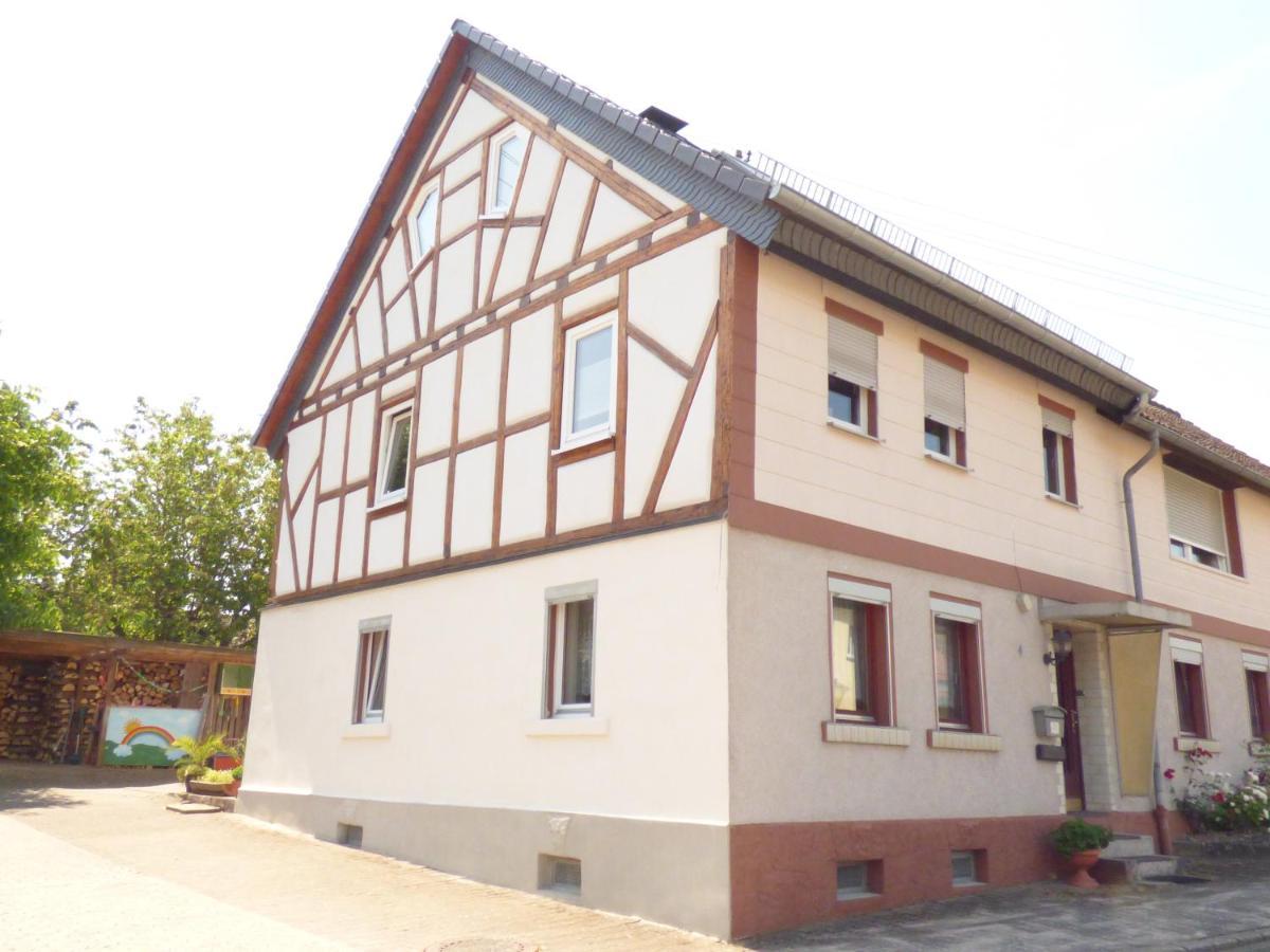 Ferienwohnung Dasch, bei Idar-Oberstein im Nationalpark Hunsrück-Hochwald Siesbach Exterior foto